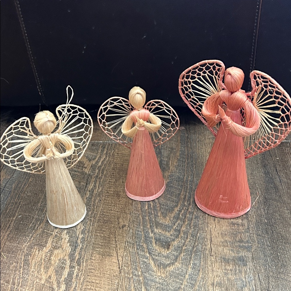 Vintage Set of‎ 3 Corn Husk Angel in Dusty Pink & Natural, Christmas Figurines